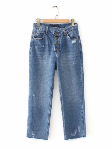 Дамски широки дънки с асиметрично закопчаване