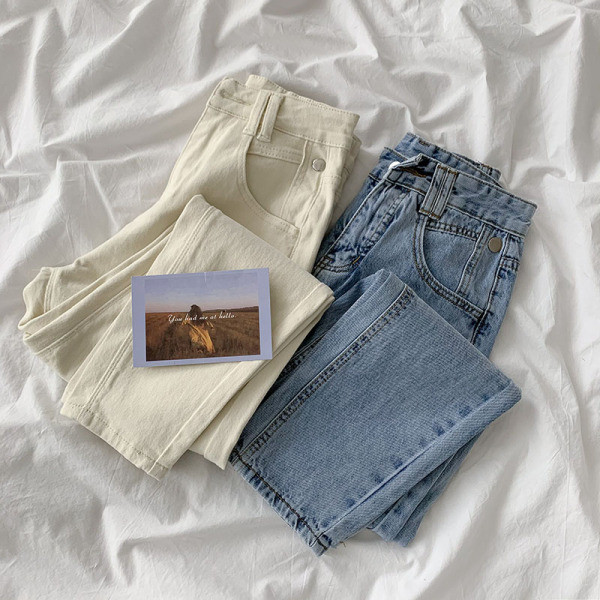 Novi model ženskih traperica sa visokim strukom - u dvije boje