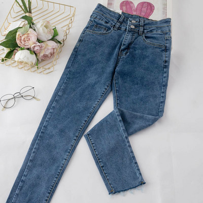 Moodsad kõrge vöökohaga naiste teksad