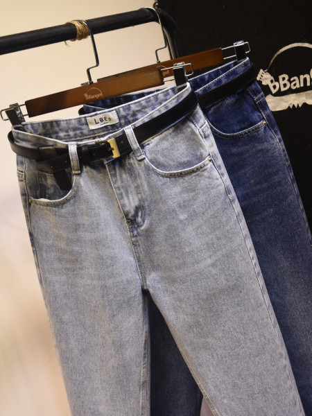 Uus kõrge vöökohaga elastsete naiste teksade mudel