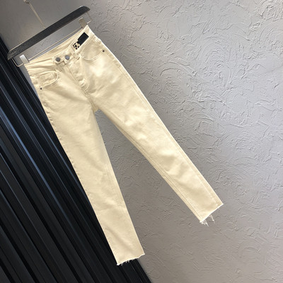 Γυναικεία τζιν σε δύο χρώματα με ψηλή μέση και τσέπες