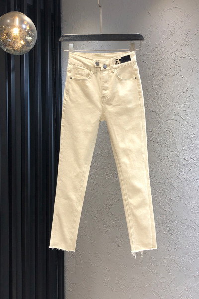 Γυναικεία τζιν σε δύο χρώματα με ψηλή μέση και τσέπες