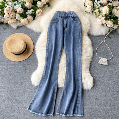 Charlestoni naiste pikad teksad