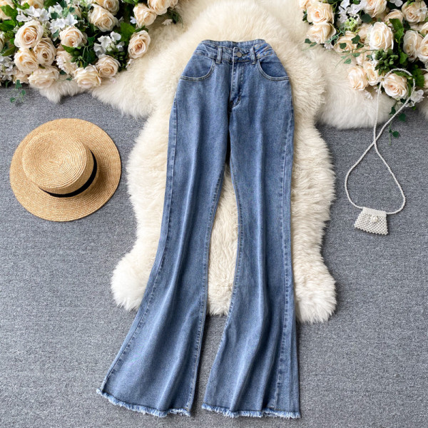 Charlestoni naiste pikad teksad