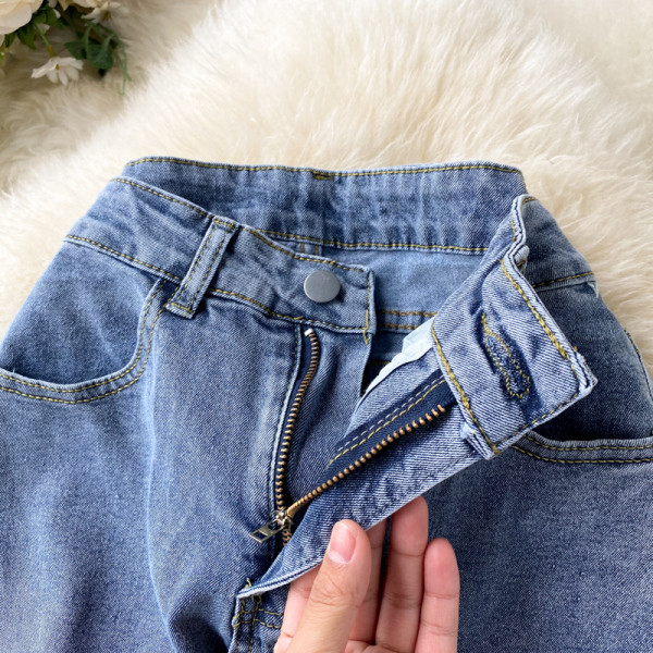 Charlestoni naiste pikad teksad