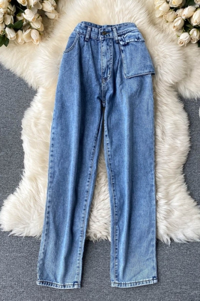 Retro mudeliga naiste pikad taskuga teksad