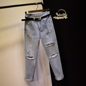 Rebenenud elementidega naiste teksapükste uus mudel - hele denim