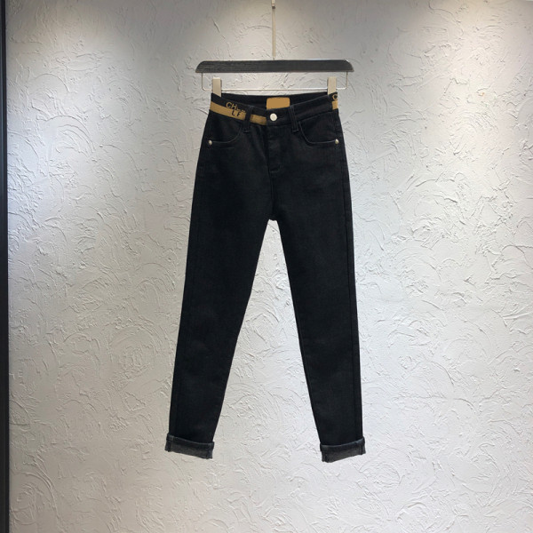 Дамски ежедневни дънки - прав модел в черен цвят