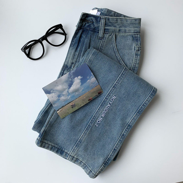 Γυναικείο casual τζιν  - φαρδύ μοντέλο