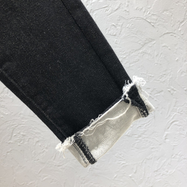 Стилни дамски дънки с висока талия и джобове 