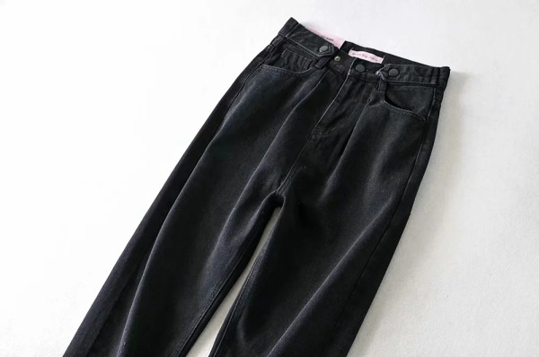 Casual φαρδιά τζιν με κουμπιά στη μέση