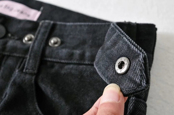 Casual φαρδιά τζιν με κουμπιά στη μέση