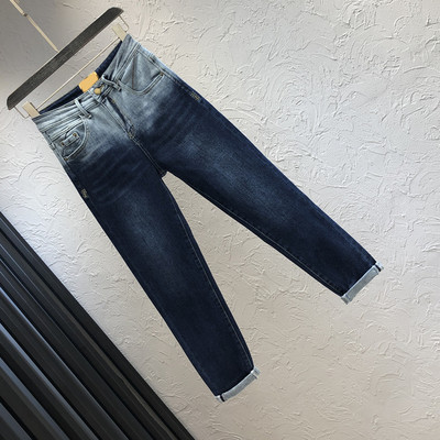 Naiste vabaaja teksad taskutega