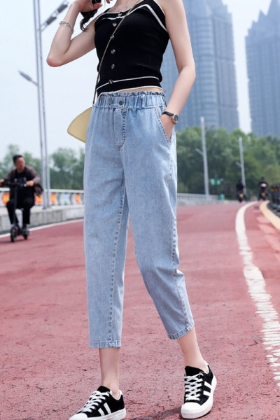 Ευρύ μοντέλο γυναικεία τζιν με ελαστική μέση