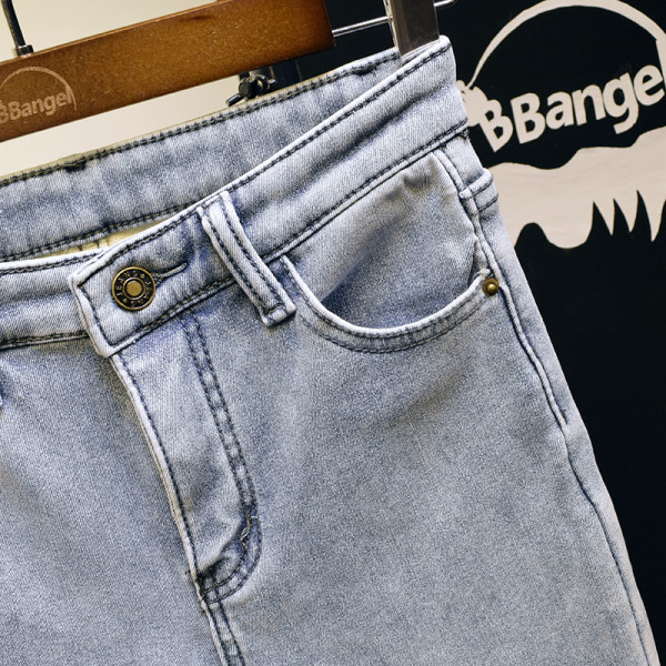 Γυναικεία τζιν με υψηλή μέση λεπτό μοντέλο σε μπλε, γκρι και μαύρο  χρώμα