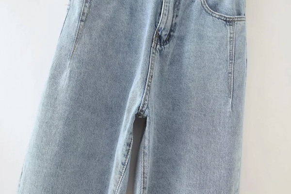 Ежедневни широки дънки с копчета 