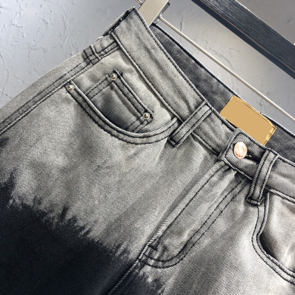 Naiste vabaaja teksad taskutega - sirge mudel