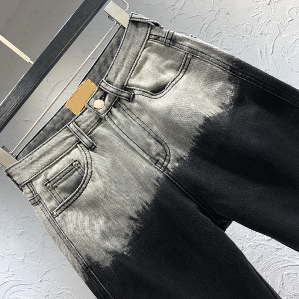 Naiste vabaaja teksad taskutega - sirge mudel