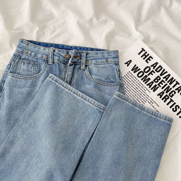 Moodsad naiste laiad teksad