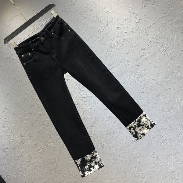 Blugi de dama cu buzunare si fermoar de culoare neagra