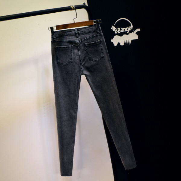 Uus mudel halli värvi metallaasadega naiste liibuvatest teksapükstest