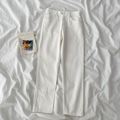 Νέο μοντέλο γυναικεία τζιν με τσέπες