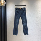 Tasku ja standardse vöökohaga naiste teksad, sinised