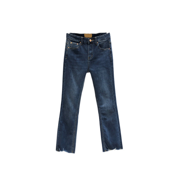 Tasku ja standardse vöökohaga naiste teksad, sinised