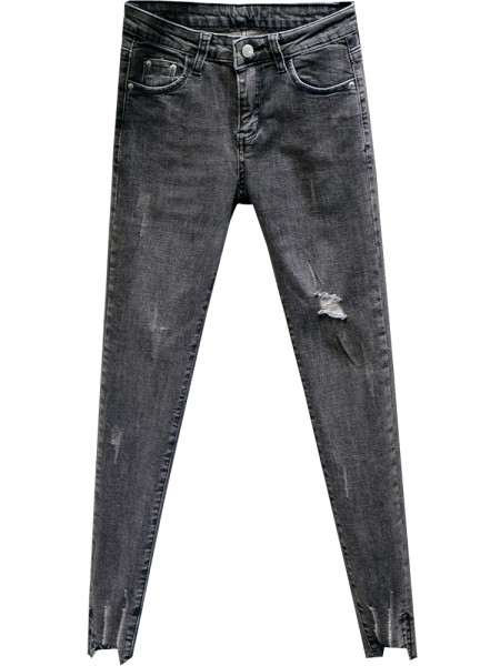 Дамски дънки Slim модел със скъсани мотиви