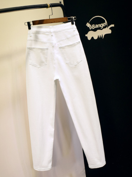 Νέο μοντέλο γυναικεία τζιν με υψηλή μέση σε λευκό και μπεζ χρώμα