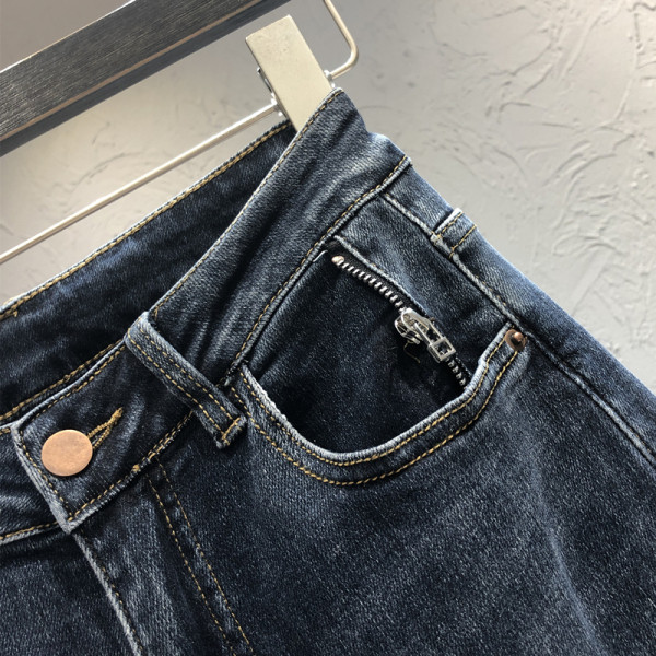 Casual γυναικεία τζιν - κλασικό μοντέλο