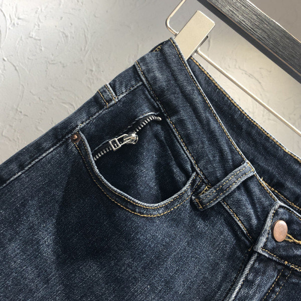 Casual γυναικεία τζιν - κλασικό μοντέλο