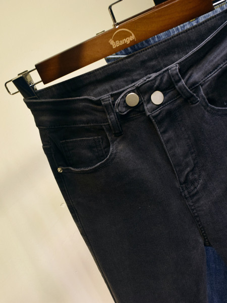 Ежедневни дамски дънки Slim модел с висока талия в син и черен цвят