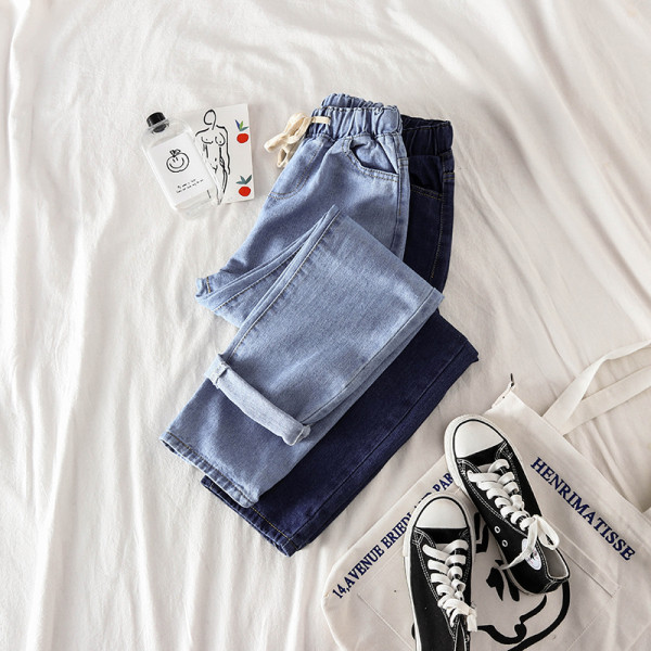 Τζιν γυναικεία με κορδόνια και σχισμένα μοτίβα