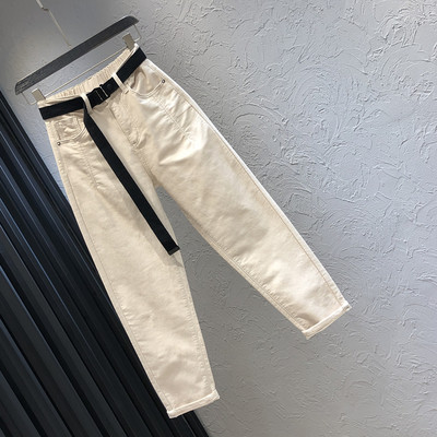 Uus kõrge vöökoha ja vööga naiste teksapükste mudel