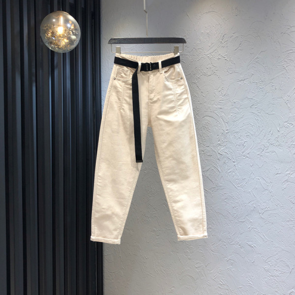 Uus kõrge vöökoha ja vööga naiste teksapükste mudel