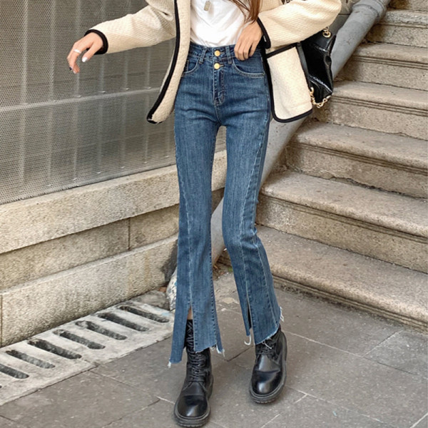 Moodsad lõhikute ja kõrge vöökohaga naiste teksad