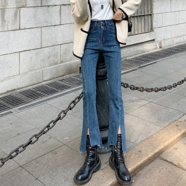 Moodsad lõhikute ja kõrge vöökohaga naiste teksad