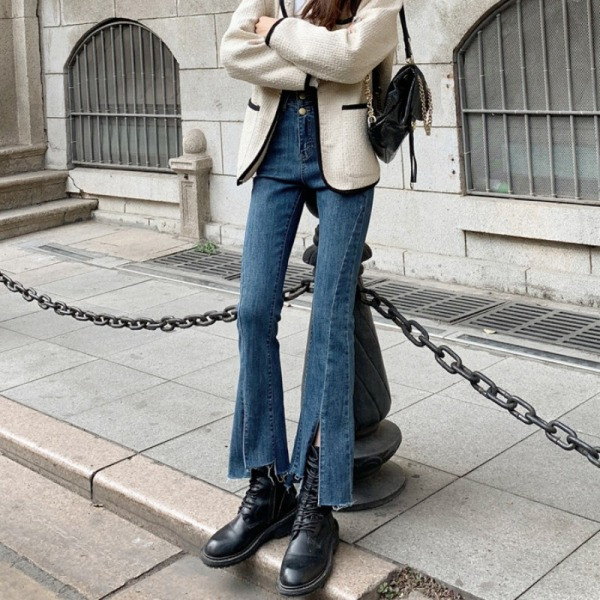 Moodsad lõhikute ja kõrge vöökohaga naiste teksad