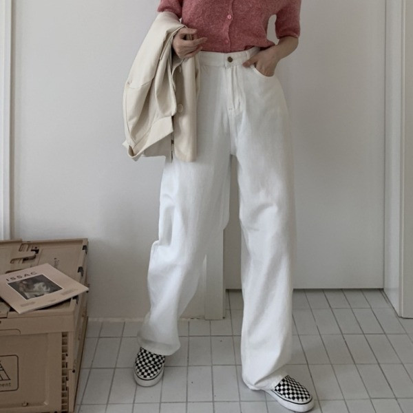 Ευρύ μοντέλο γυναικεία τζιν με ψηλή μέση