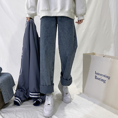 Γυναικεία τζιν σε τρία χρώματα και μοντέλο με υψηλή μέση