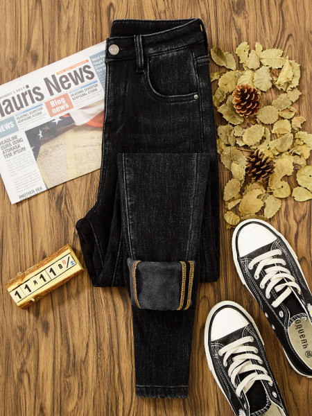 Moderne ženske traperice visokog struka u crnoj, sivoj i plavoj boji