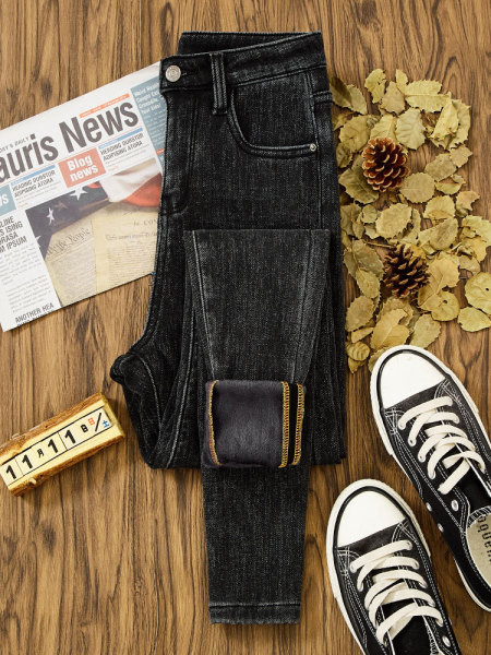 Moderne ženske traperice visokog struka u crnoj, sivoj i plavoj boji