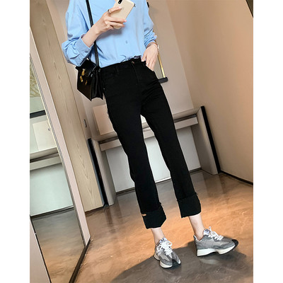 Актуални дамски дънки изчистен модел с висока талия