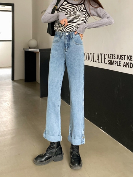 Sinise värvi lai naiste teksapükste mudel