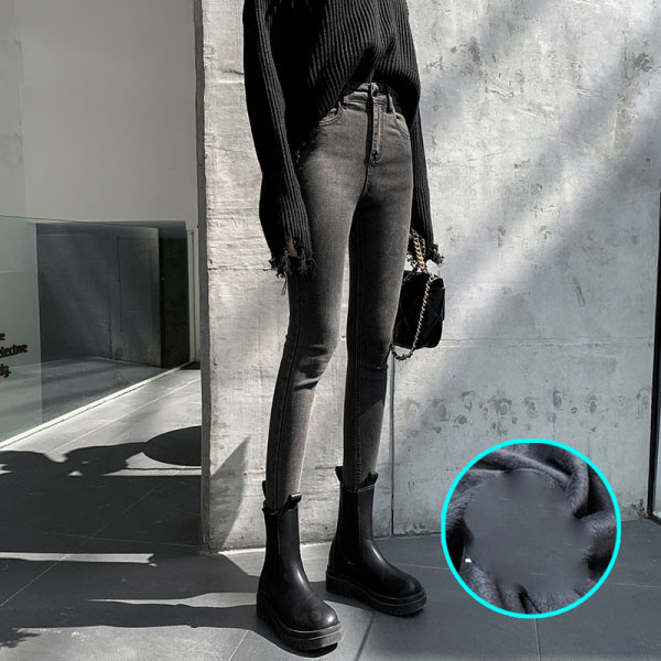 Дамски дънки Slim модел с джобове