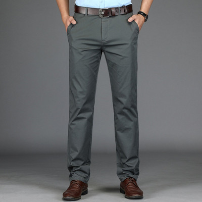 Meeste pikkade pükste tavaline taskutega mudel