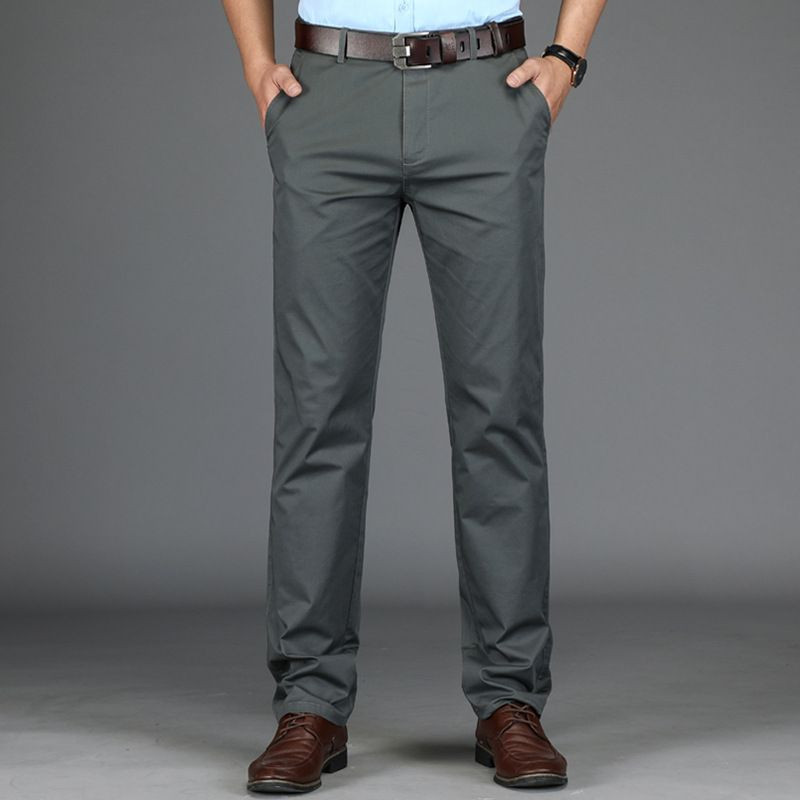 Meeste pikkade pükste tavaline taskutega mudel