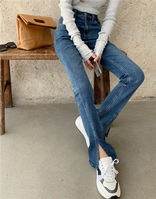 Дамски вталени дънки с цепки 