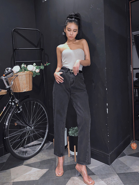 Дамски ежедневни дънки широк модел с джобове и висока талия